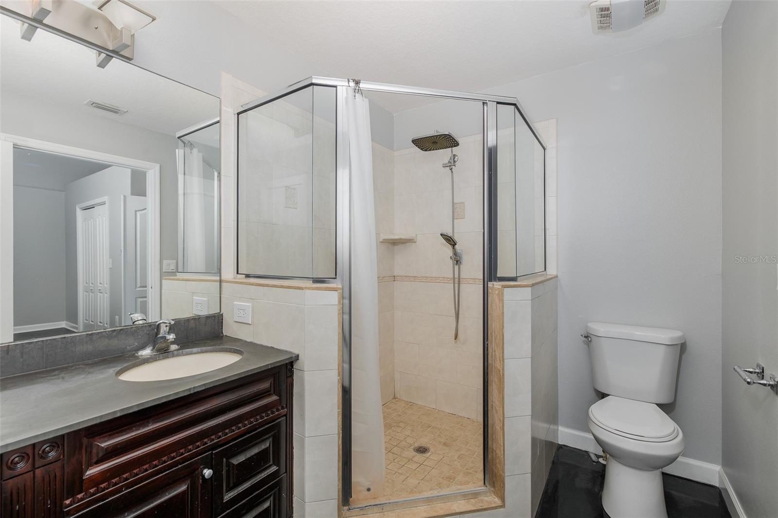 ESTANCIA PLACE TWNHMS - Residential