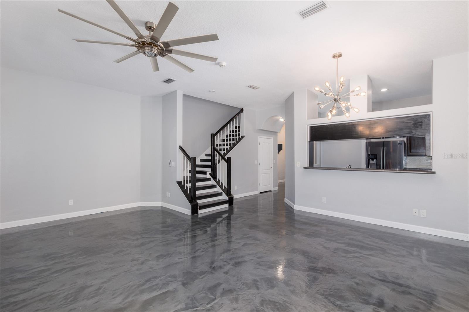 ESTANCIA PLACE TWNHMS - Residential