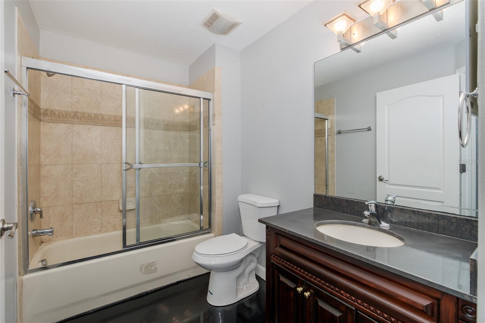 ESTANCIA PLACE TWNHMS - Residential