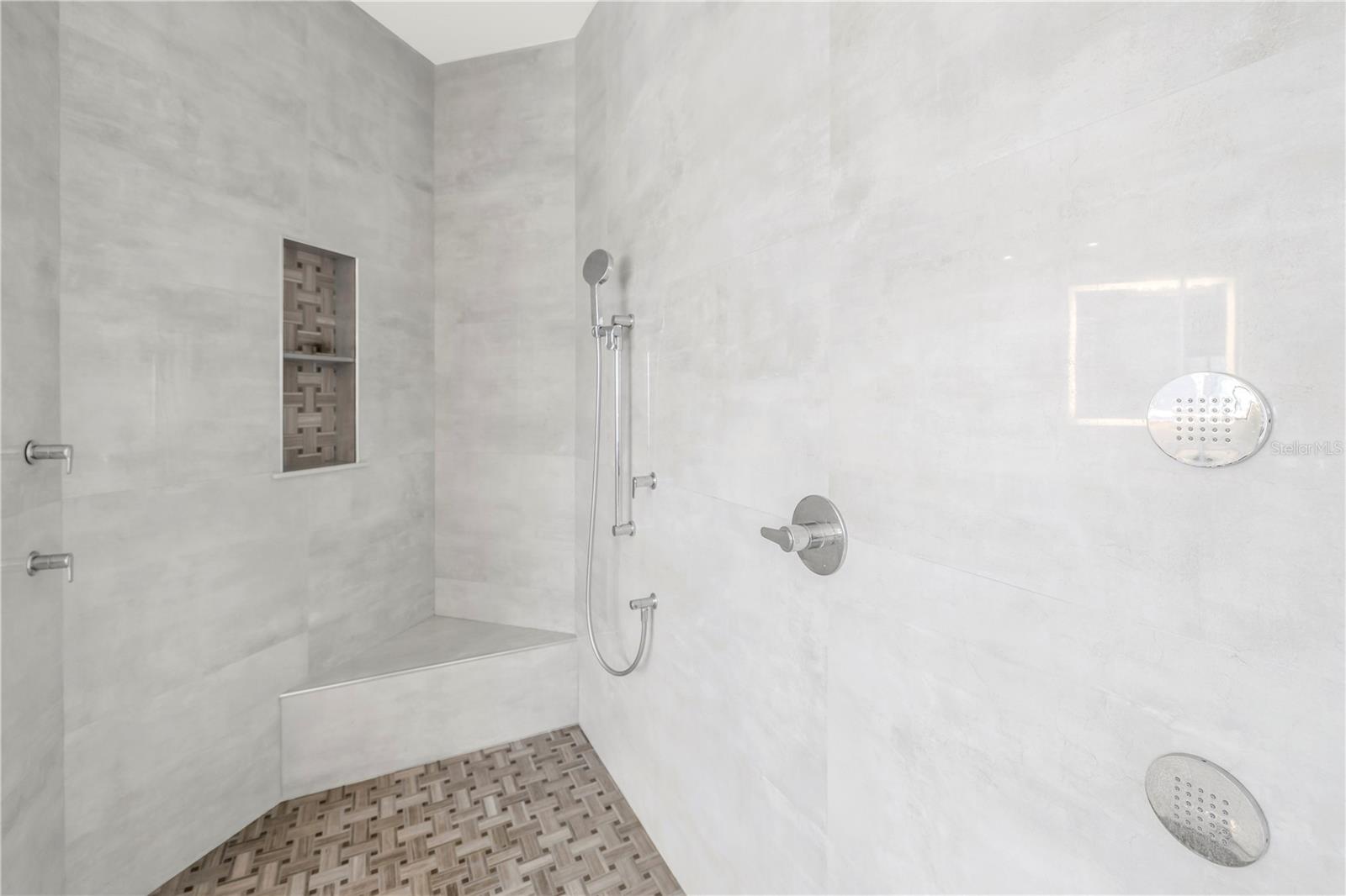 PASADENA POINT ESTATES PH II - Residential