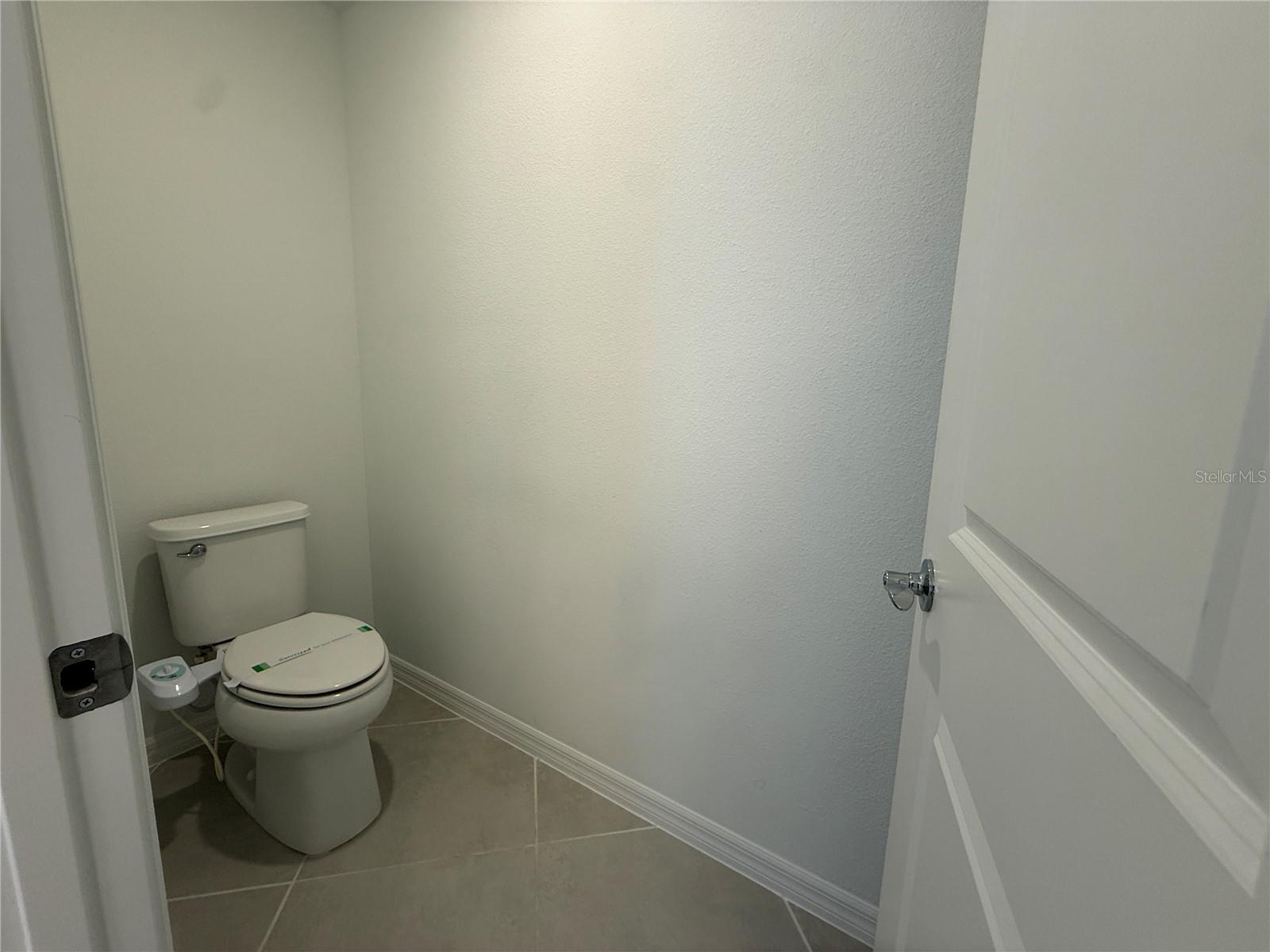 WHISPERING PINES - Residential Lease