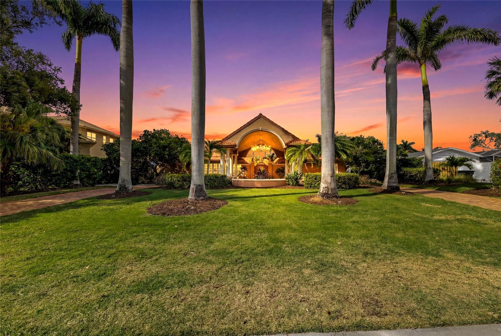 SOUTHPOINTE SHORES - Residential