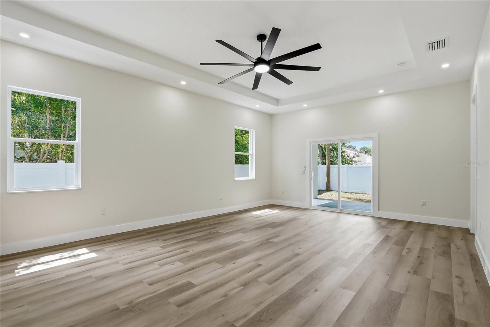 HIGHLAND PARK - Residential