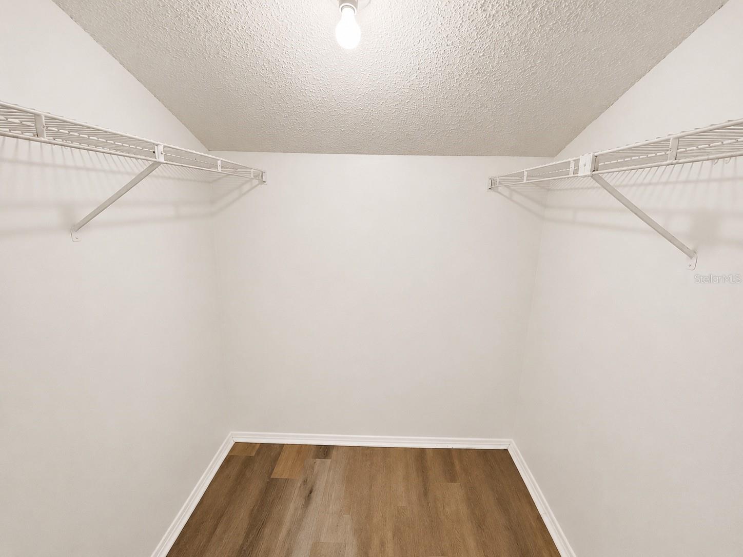 PLAZA/MILLENIUM - Residential Lease