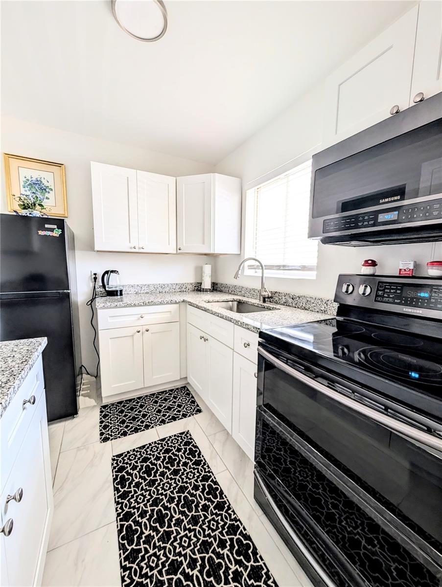 BAYSHORE GARDENS APTS 1 - Residential