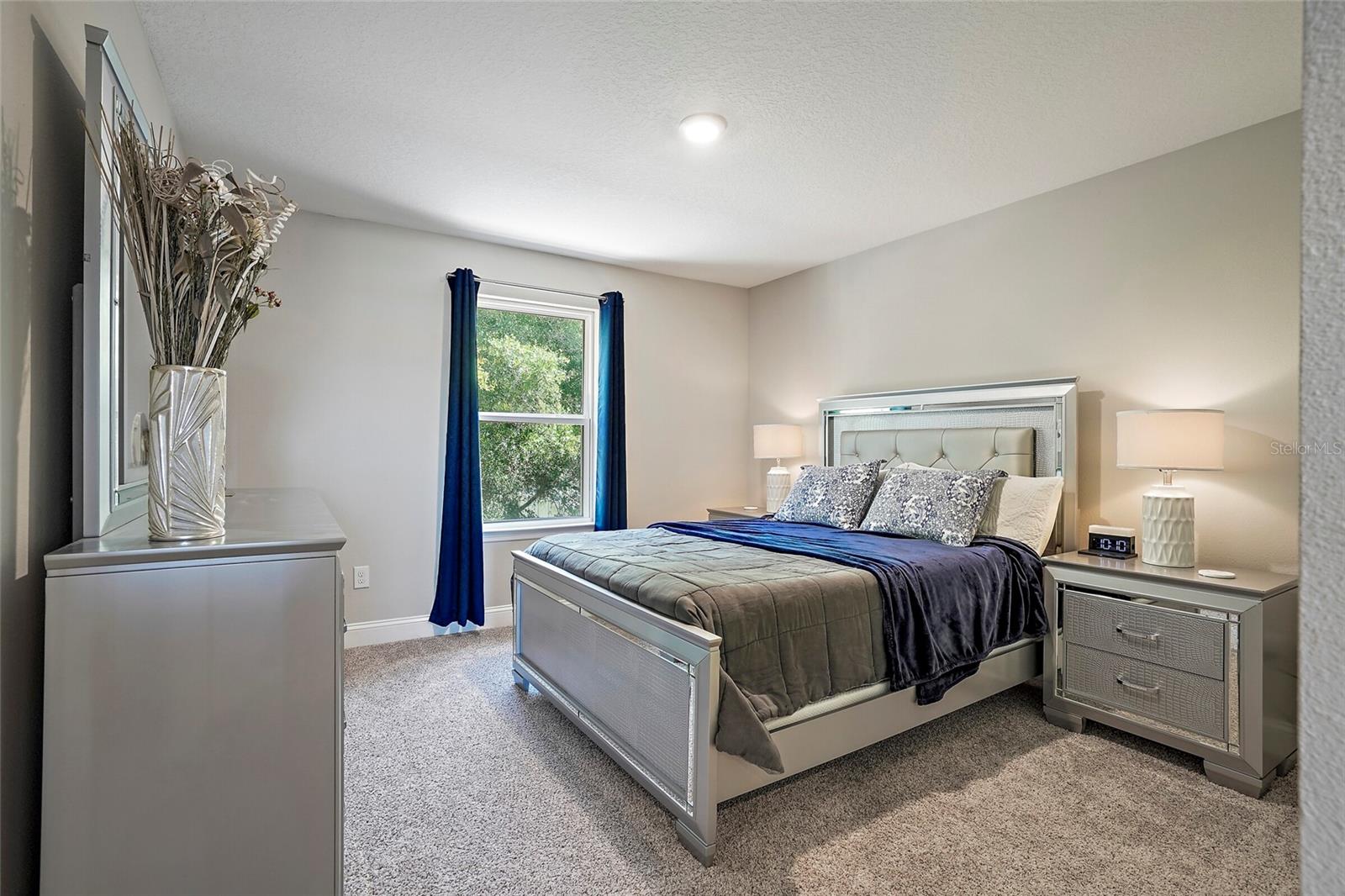 HERITAGE OAKS TWNHMS - Residential