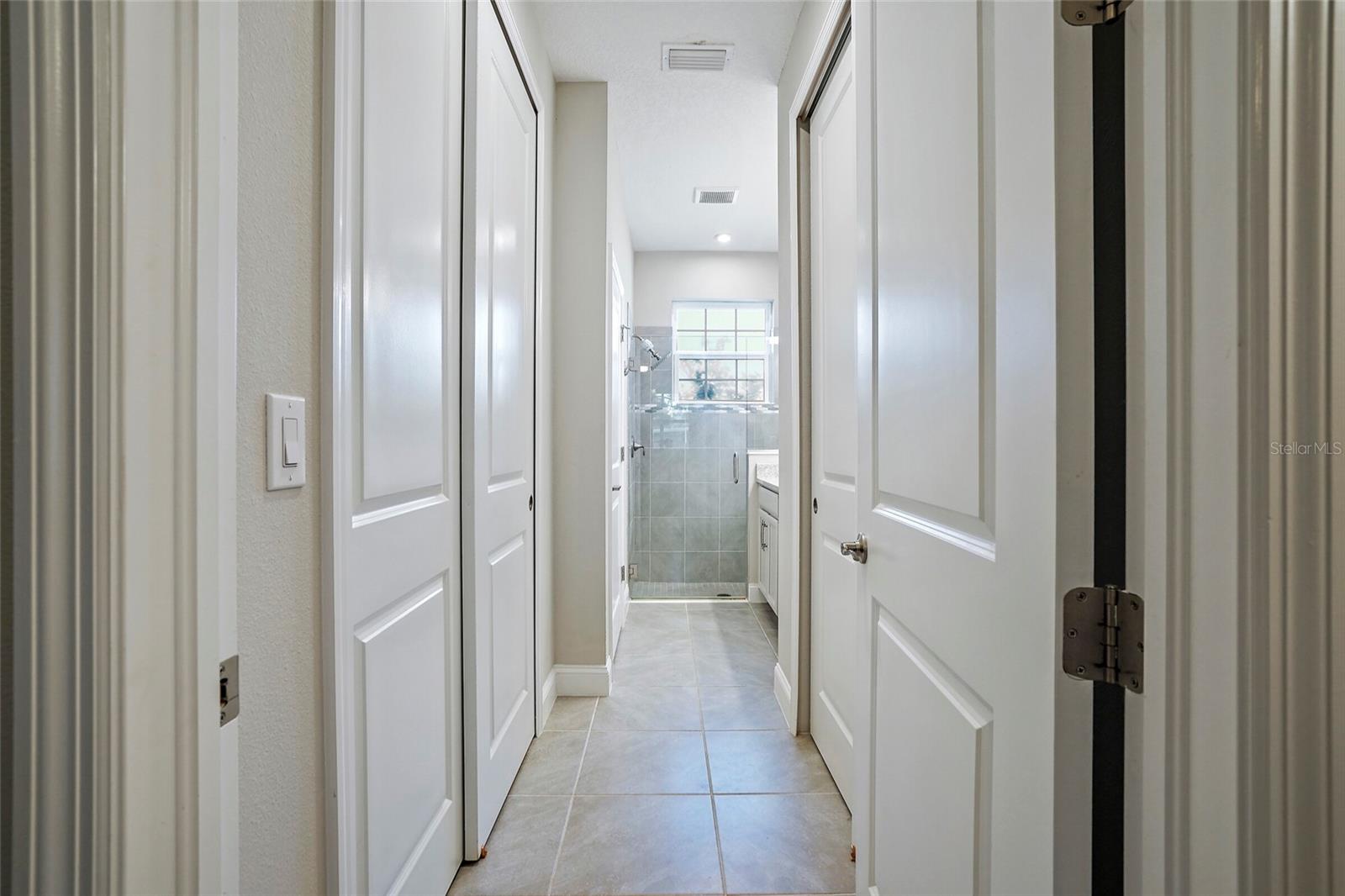 HERITAGE OAKS TWNHMS - Residential