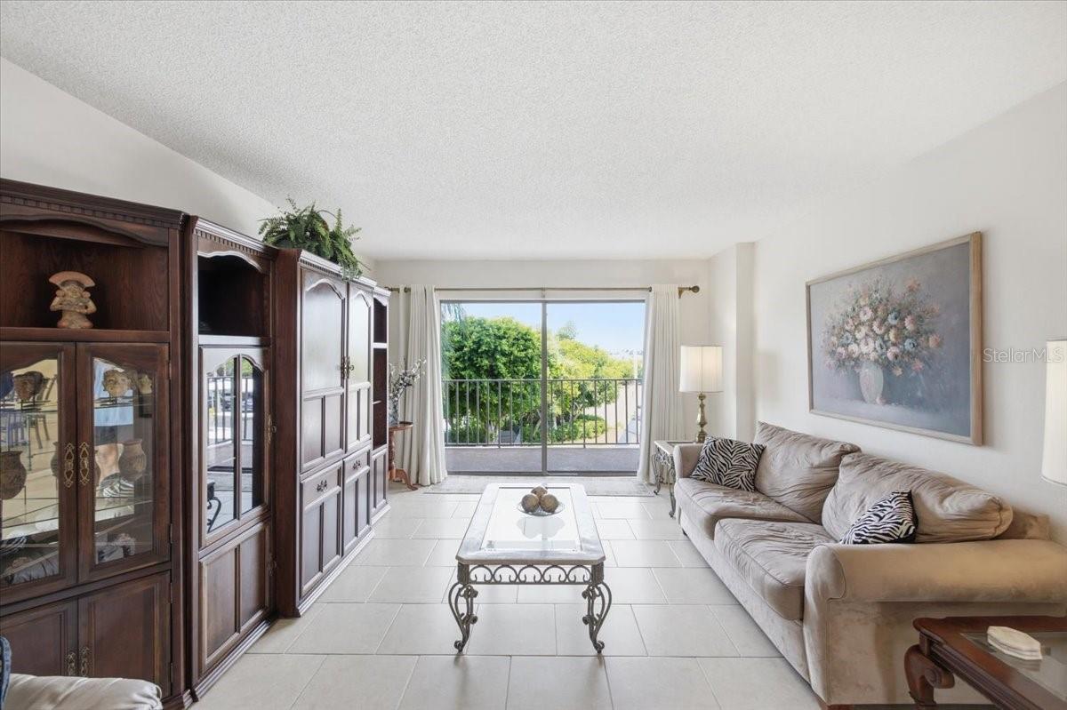 CHATEAU TOWER CONDO - Residential