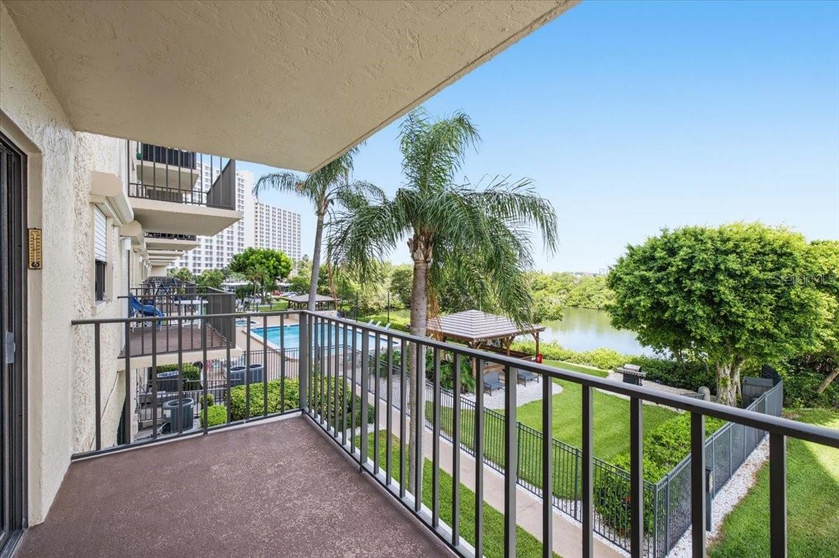 CHATEAU TOWER CONDO - Residential