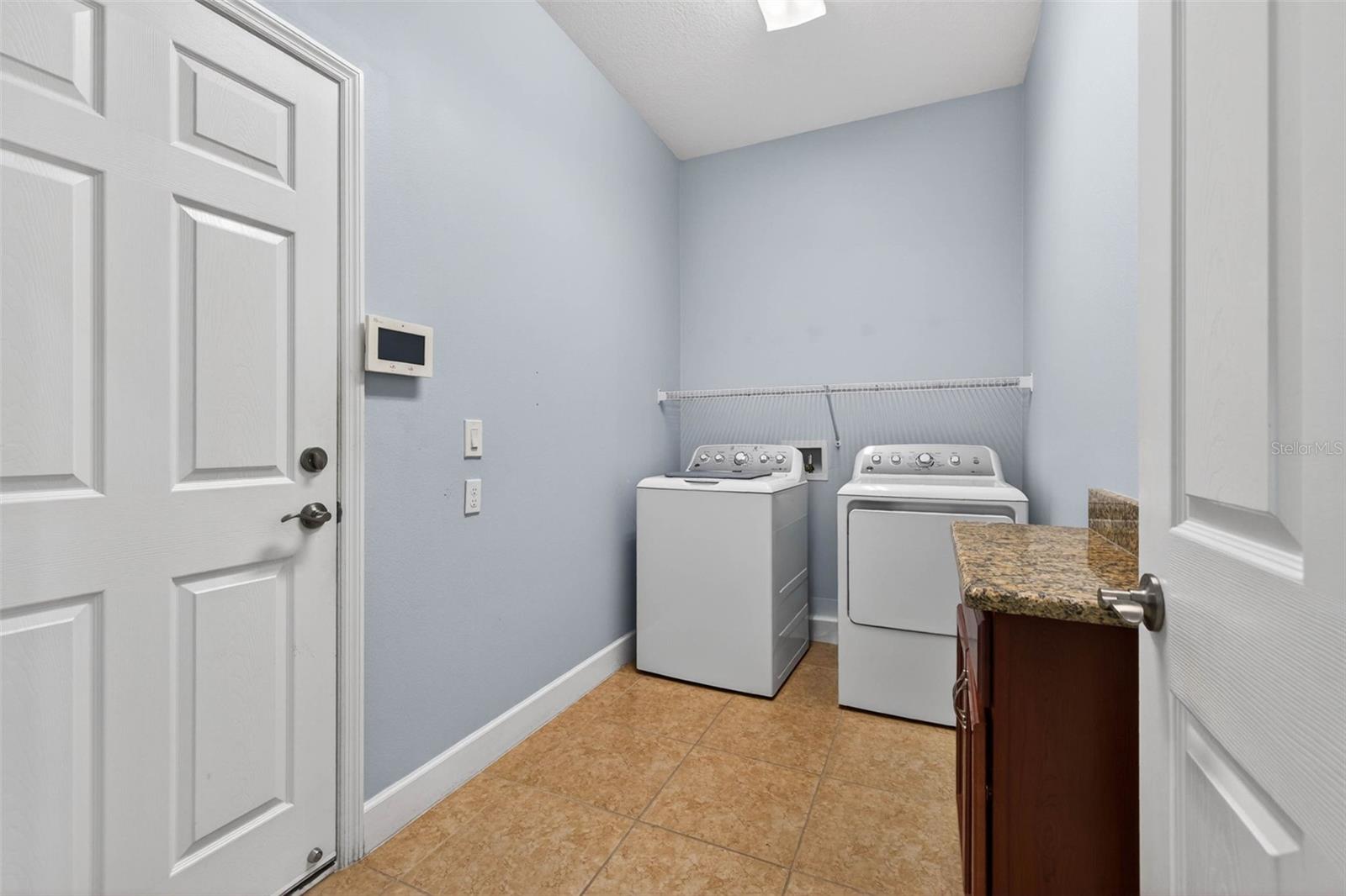 SUN CITY CENTER UNIT 274 & 2 - Residential