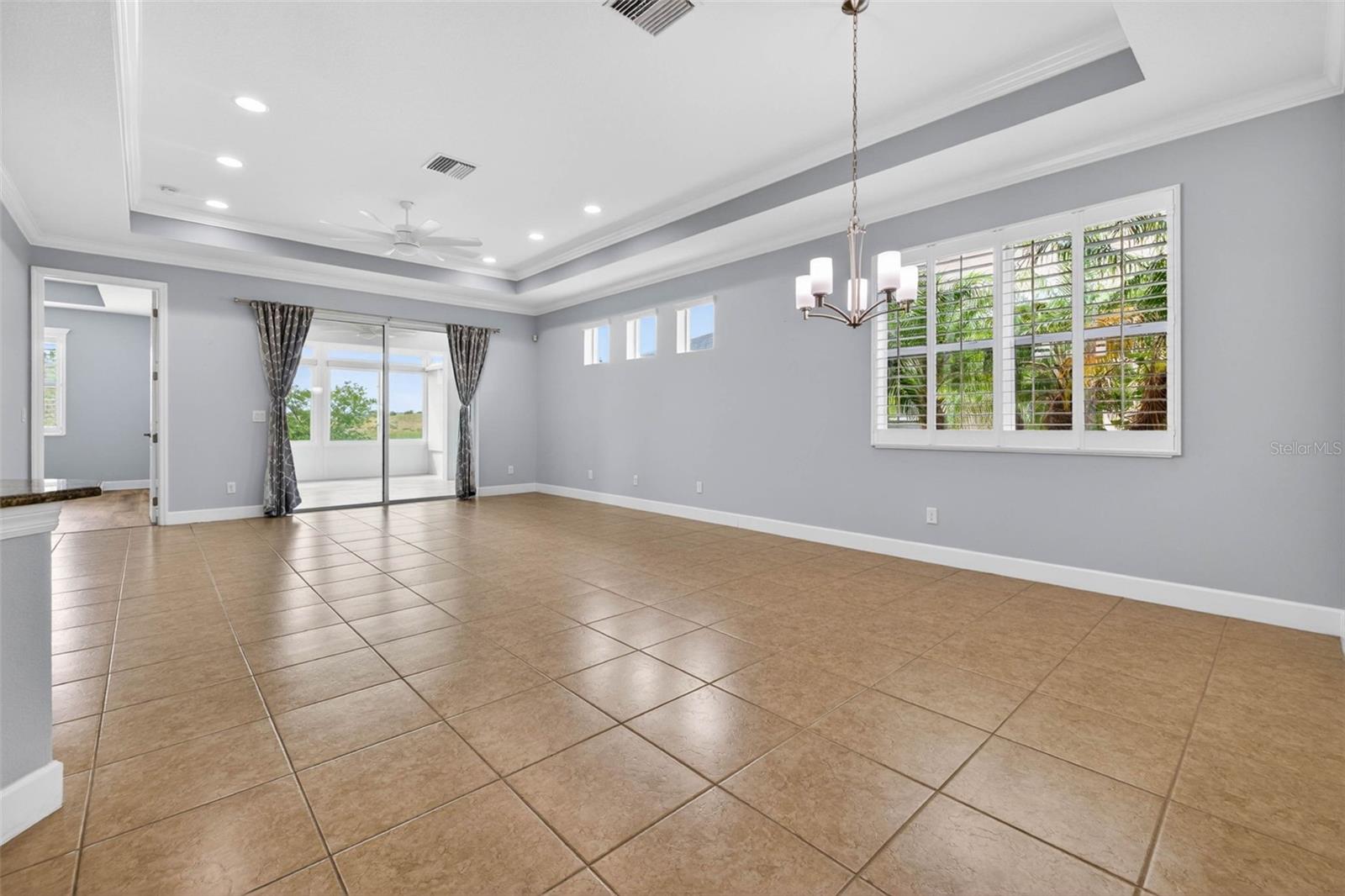 SUN CITY CENTER UNIT 274 & 2 - Residential