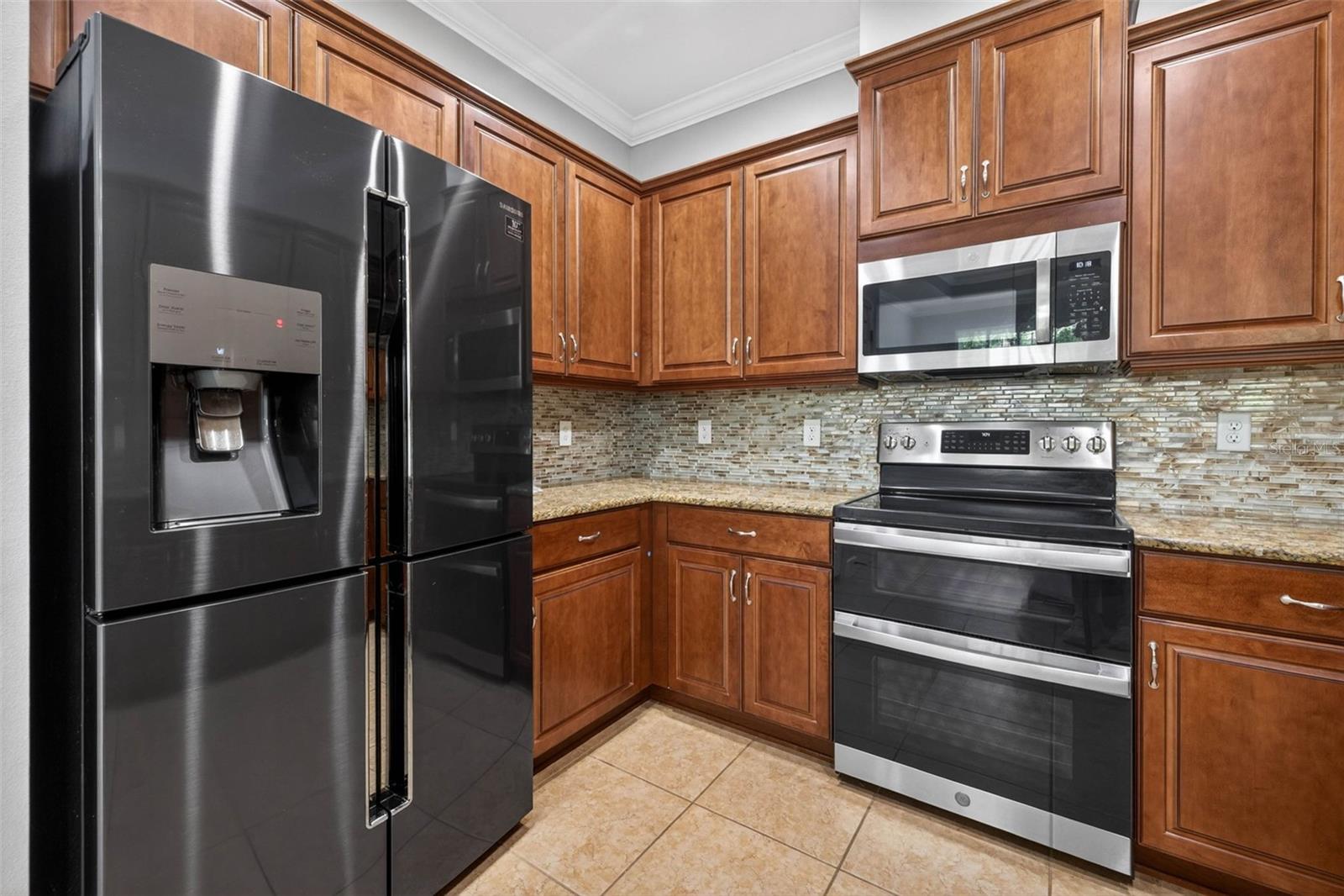 SUN CITY CENTER UNIT 274 & 2 - Residential