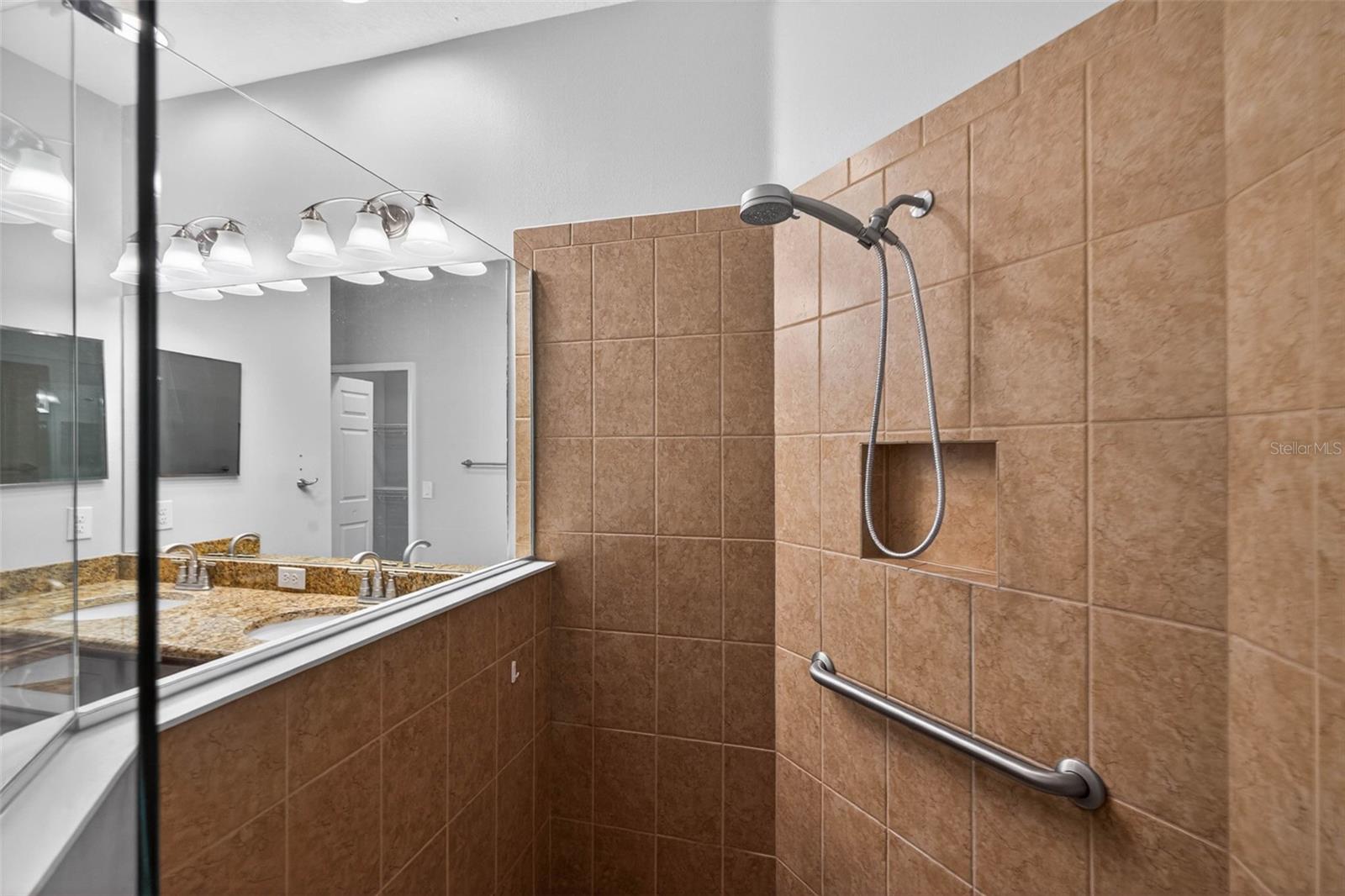 SUN CITY CENTER UNIT 274 & 2 - Residential