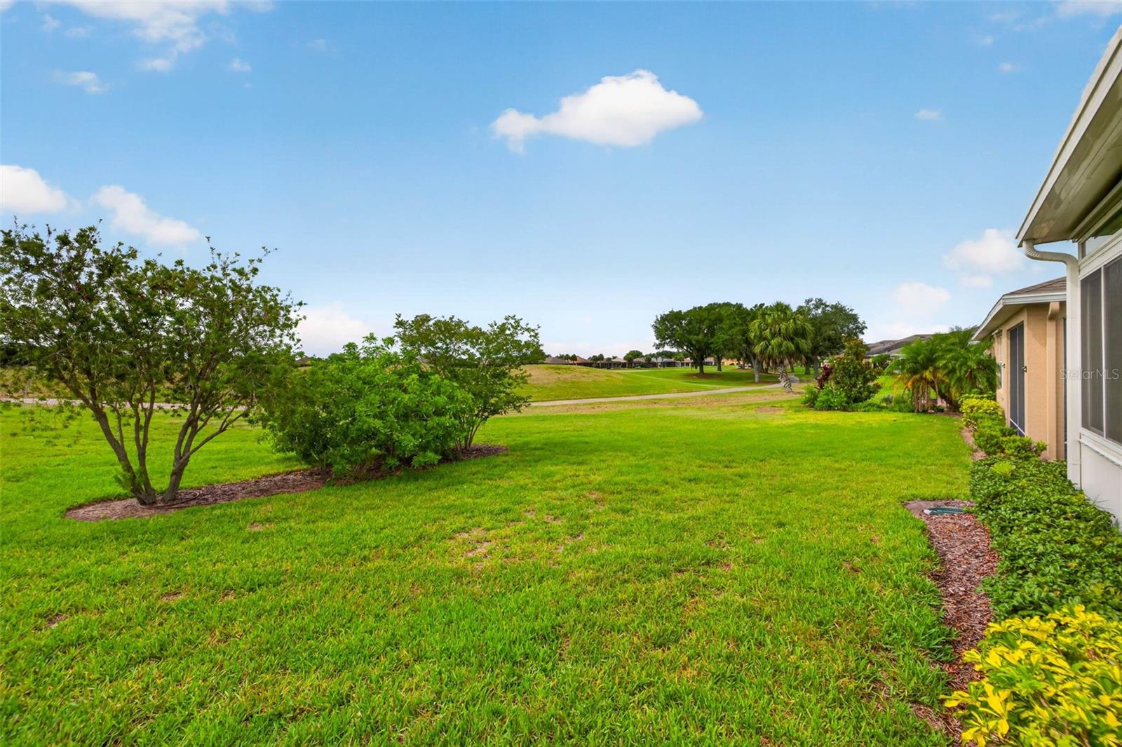 SUN CITY CENTER UNIT 274 & 2 - Residential