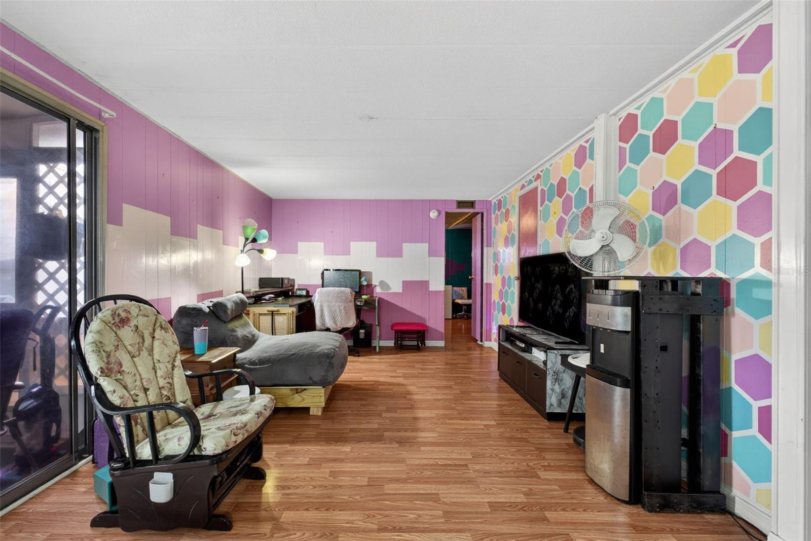 LAKE MARIANA ACRES - Residential