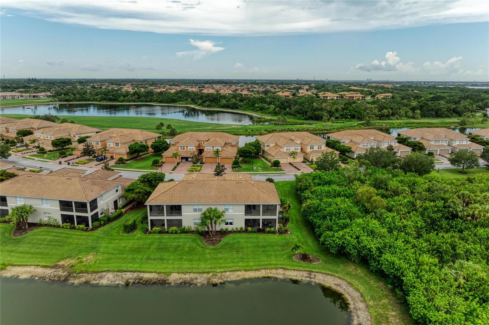 RIVER STRAND - Residential