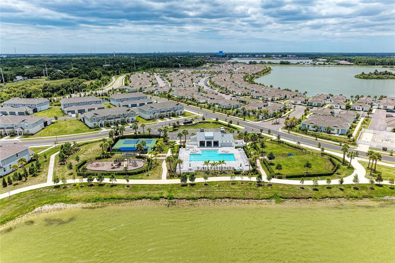 NAUTIQUE/WATERSIDE - Residential