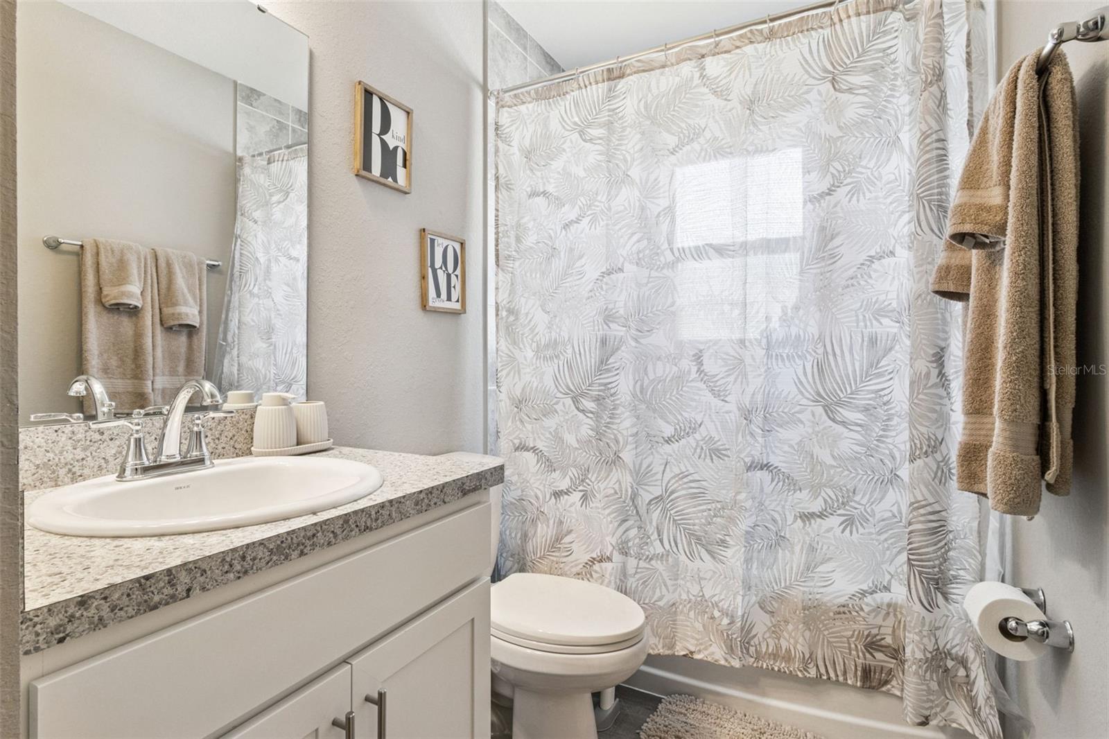 ENCLAVE/LK MYRTLE - Residential