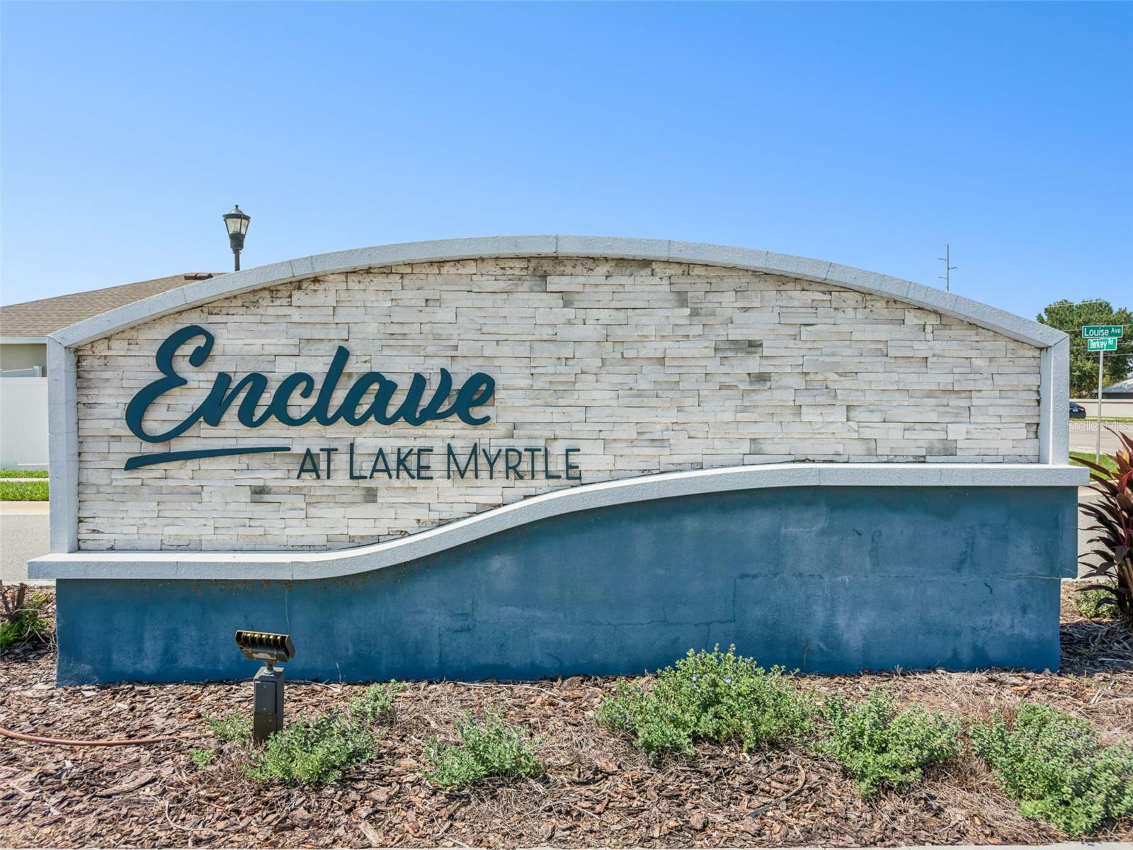 ENCLAVE/LK MYRTLE - Residential