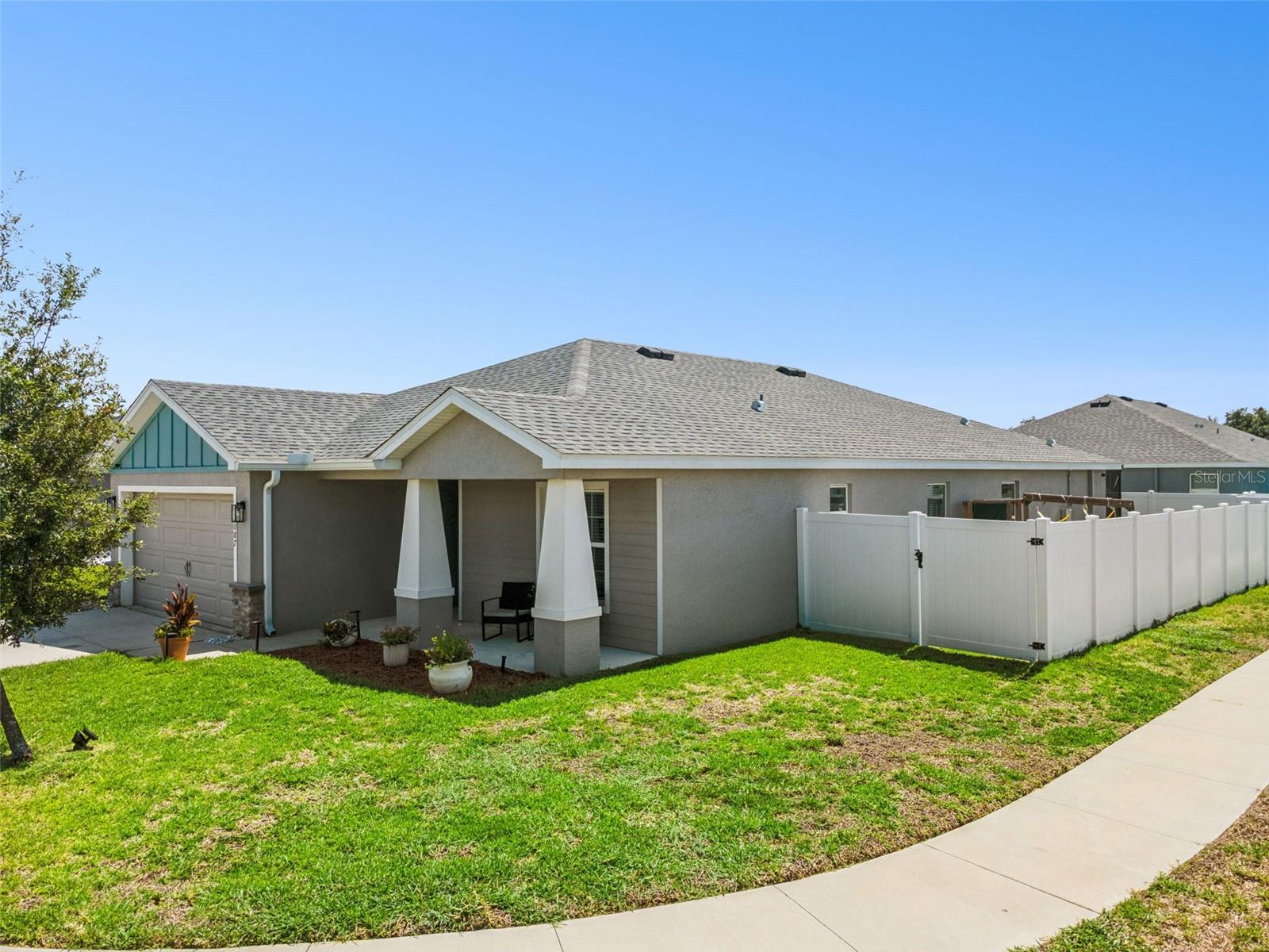 ENCLAVE/LK MYRTLE - Residential