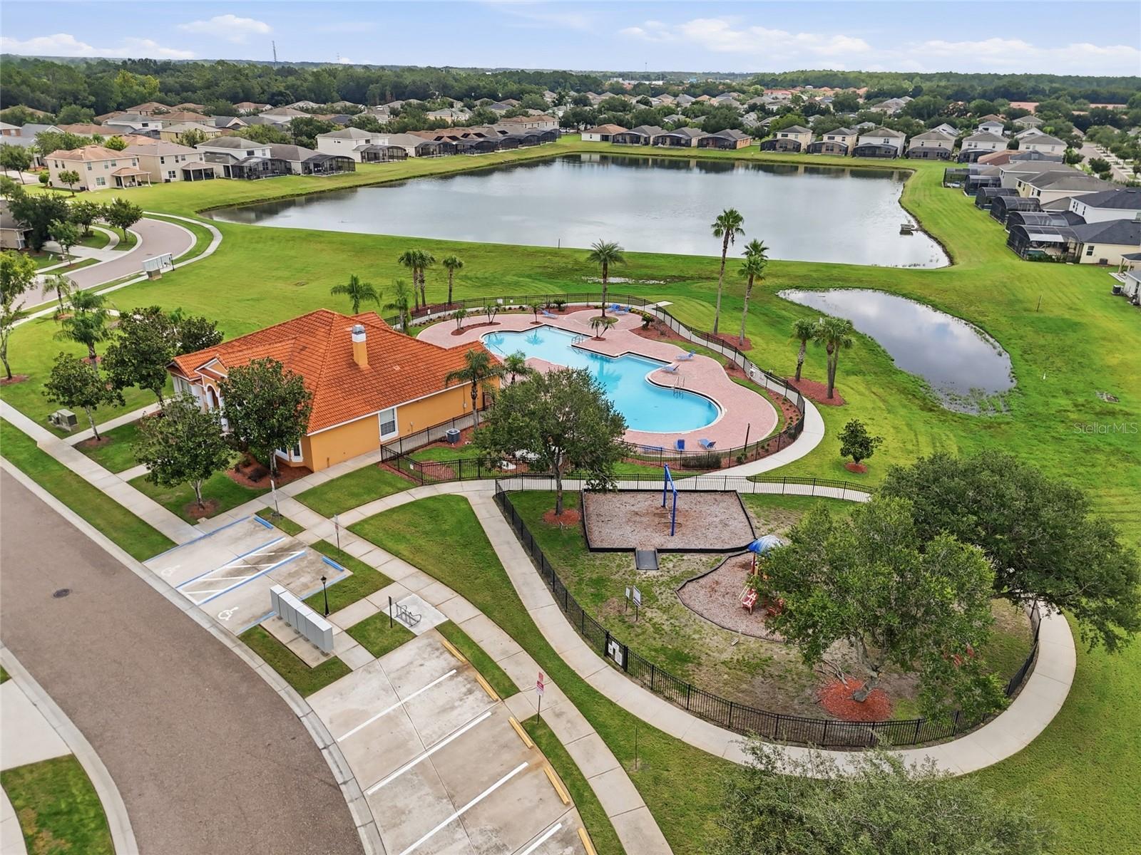 CRYSTAL COVE RESORT - Residential