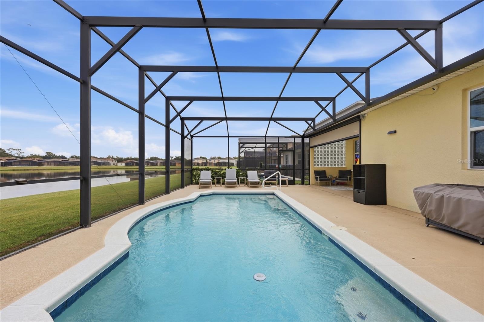 CRYSTAL COVE RESORT - Residential