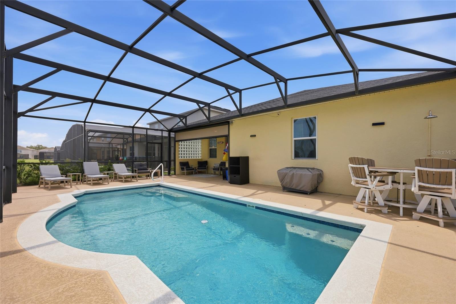 CRYSTAL COVE RESORT - Residential