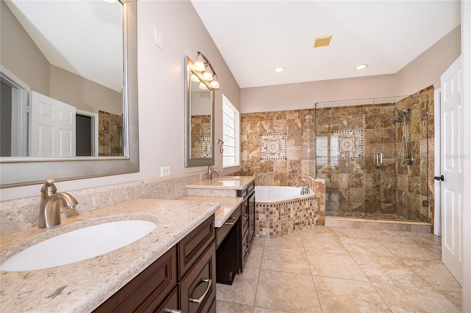 WINDERMERE CHASE PH 01 - Residential