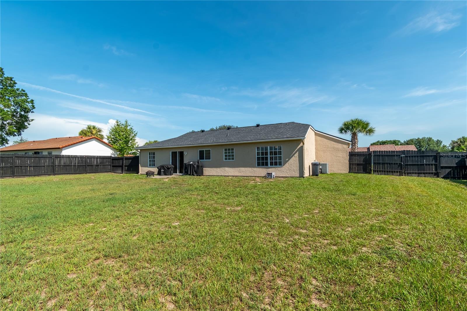 SILVER SPRINGS SHORES - Residential
