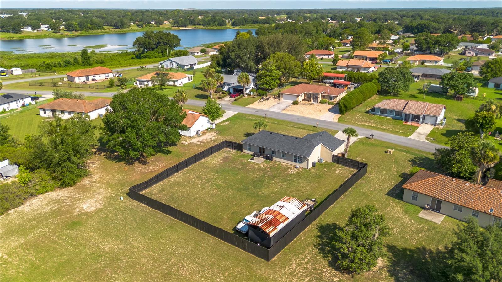 SILVER SPRINGS SHORES - Residential