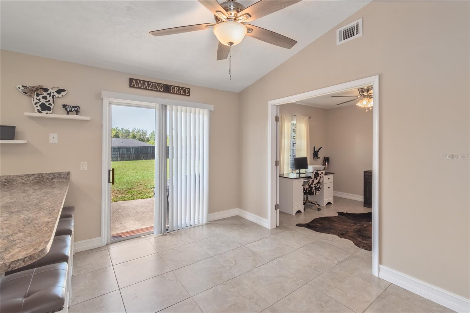 SILVER SPRINGS SHORES - Residential