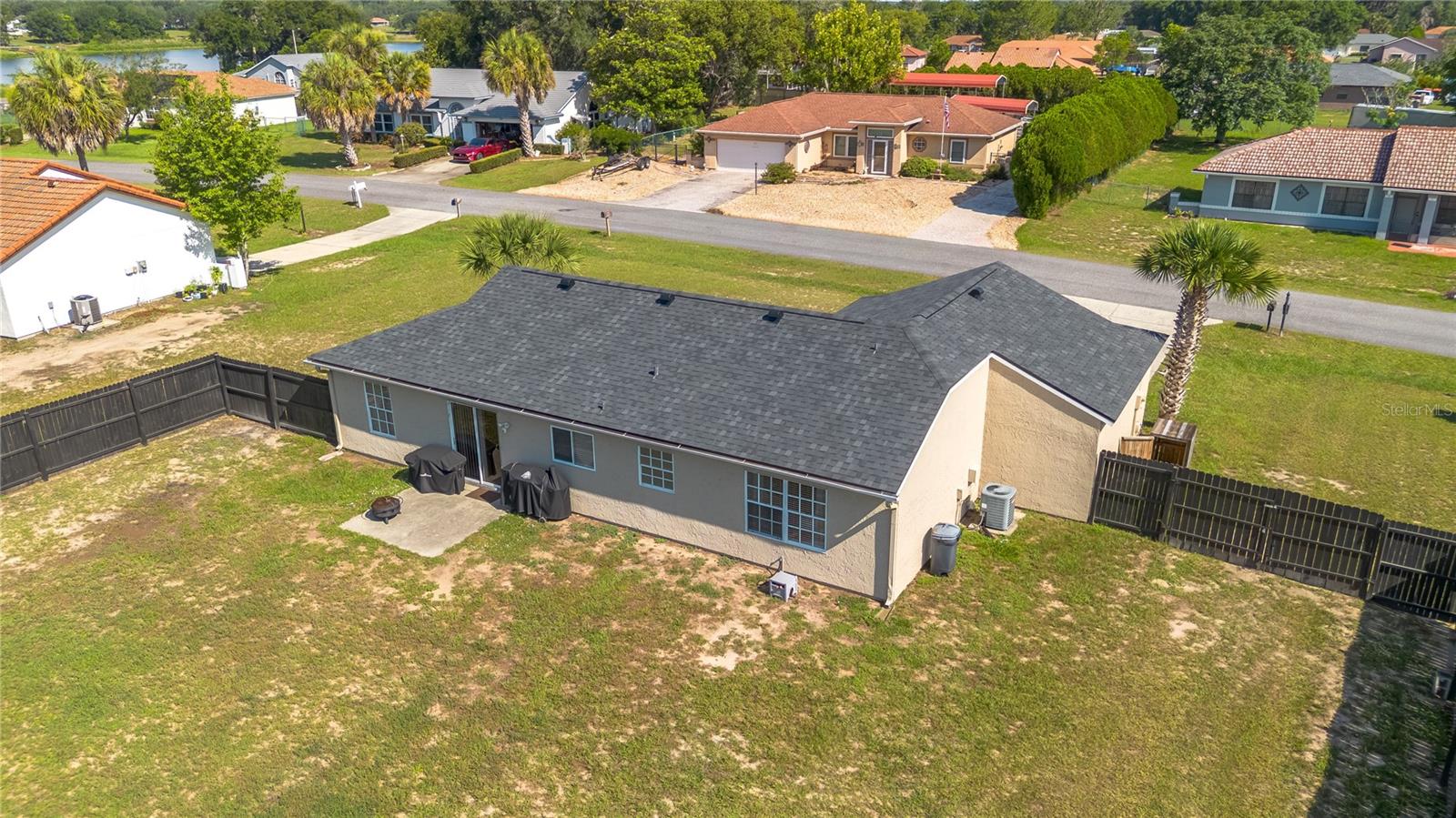 SILVER SPRINGS SHORES - Residential