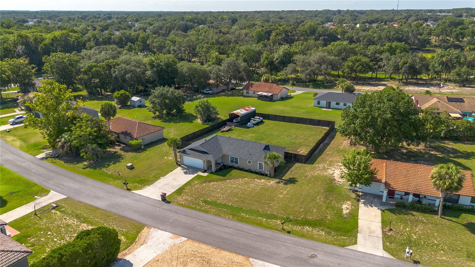 SILVER SPRINGS SHORES - Residential