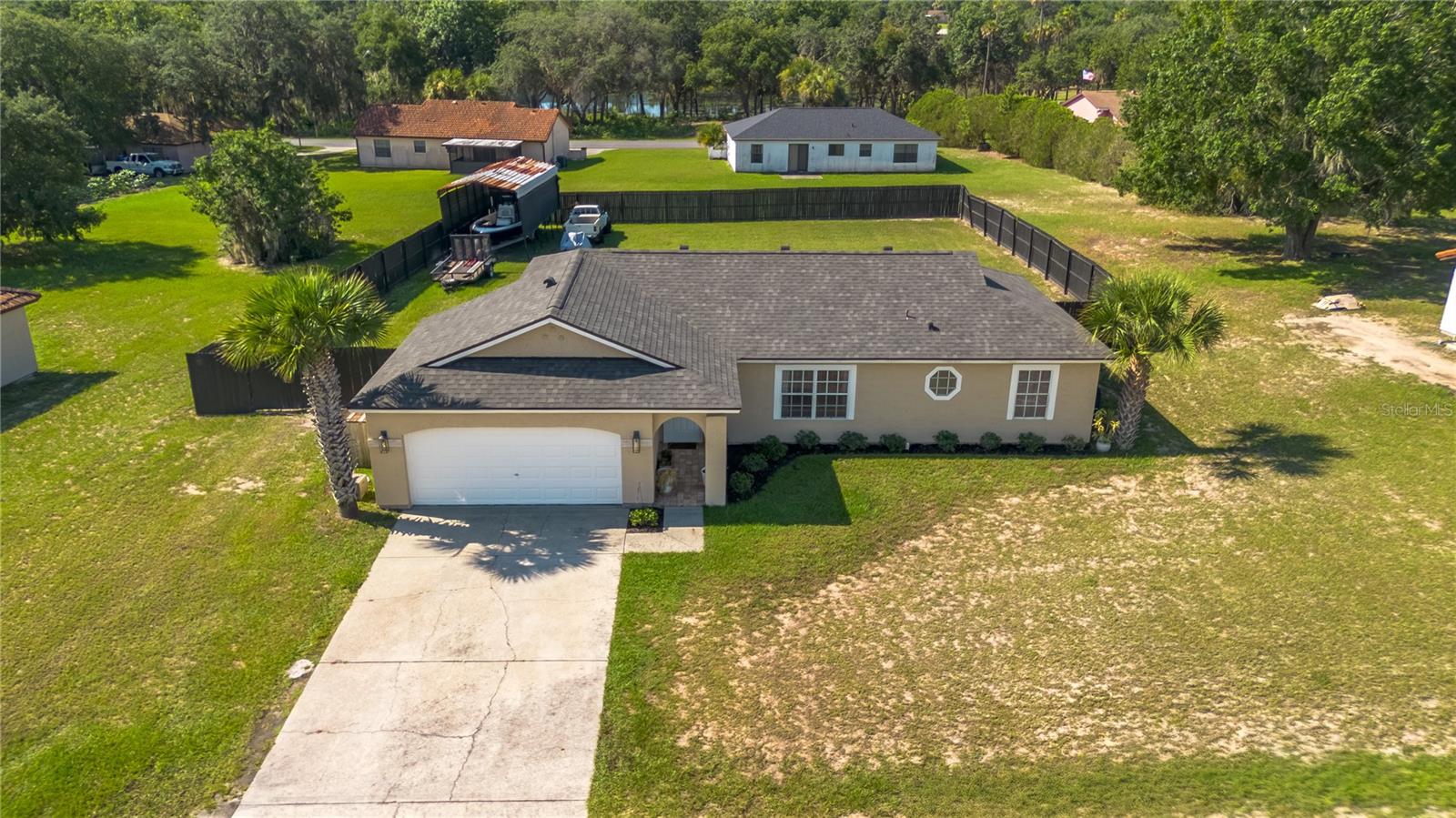 SILVER SPRINGS SHORES - Residential