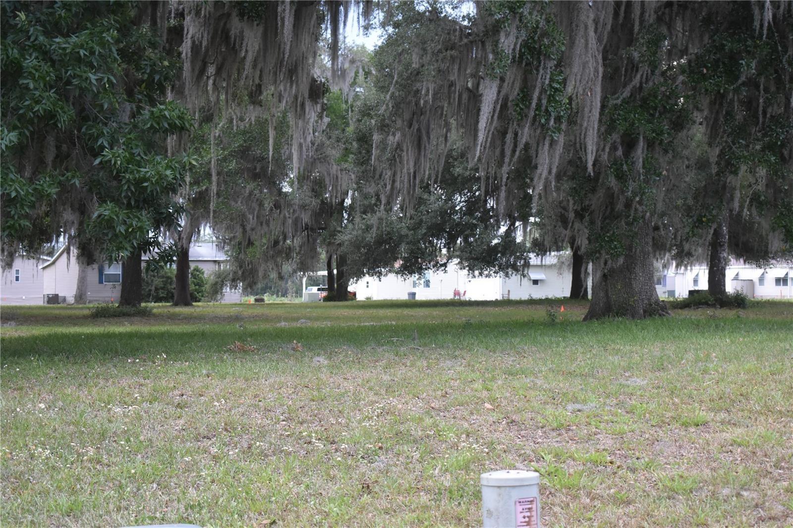 HERITAGE WOOD N LAKES ESTATES - Land