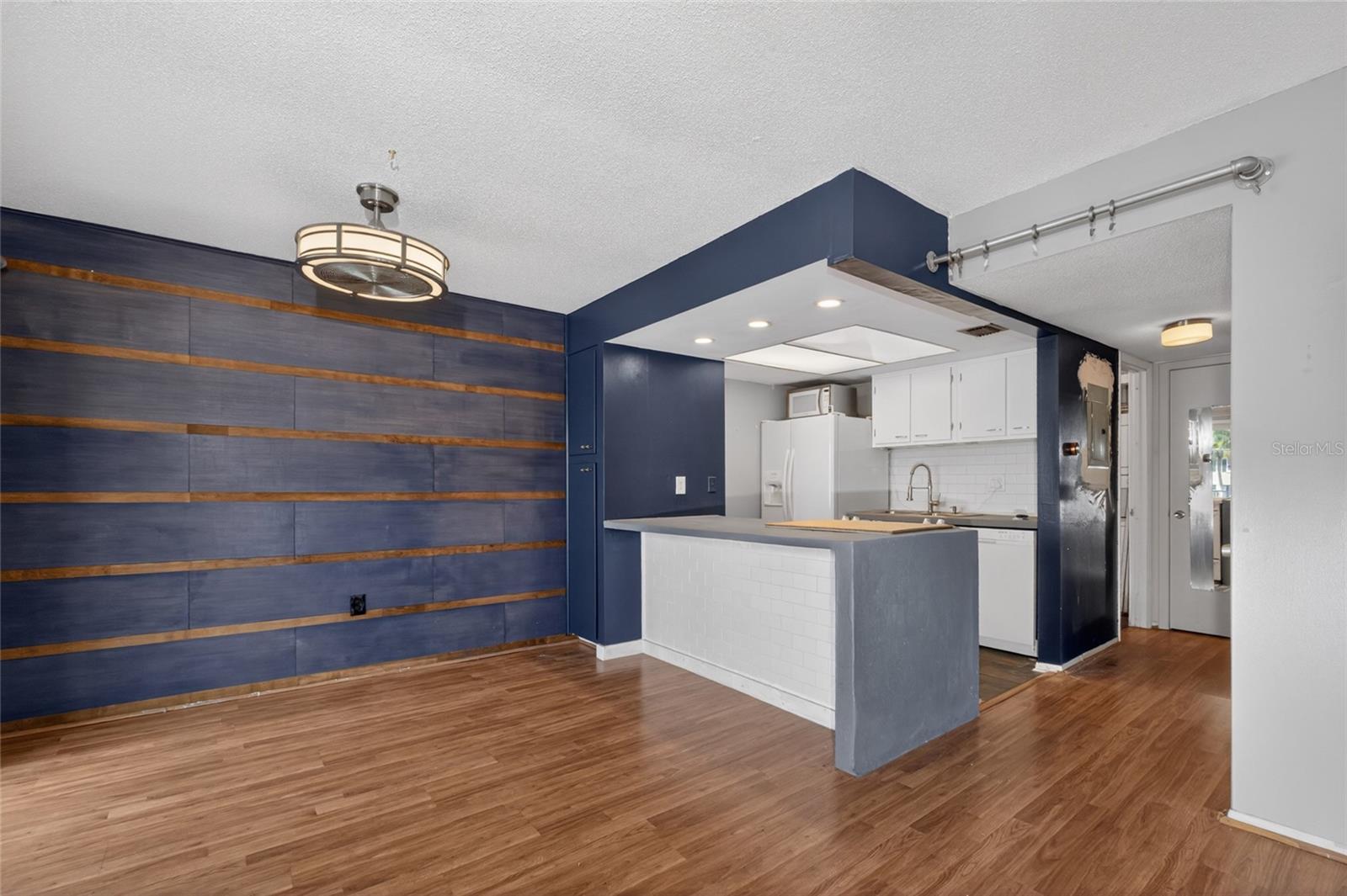 MAI KAI APTS - Residential