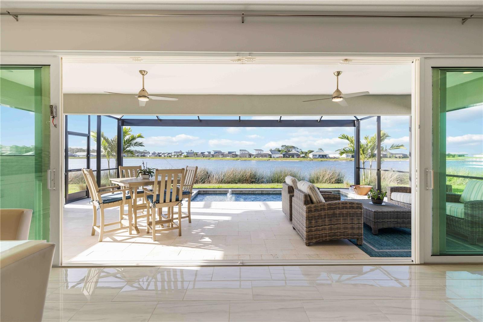 LAKEHOUSE COVE - Residential