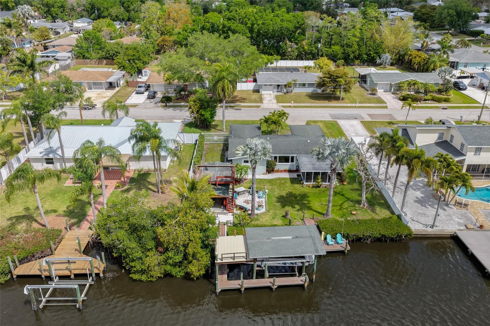 REPLAT OF BONAIRE BAYOU - Residential