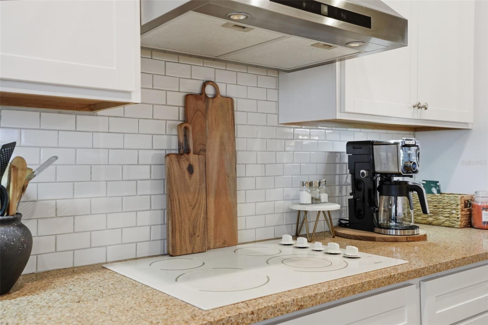 PRISTINE PLACE PH 6 - Residential