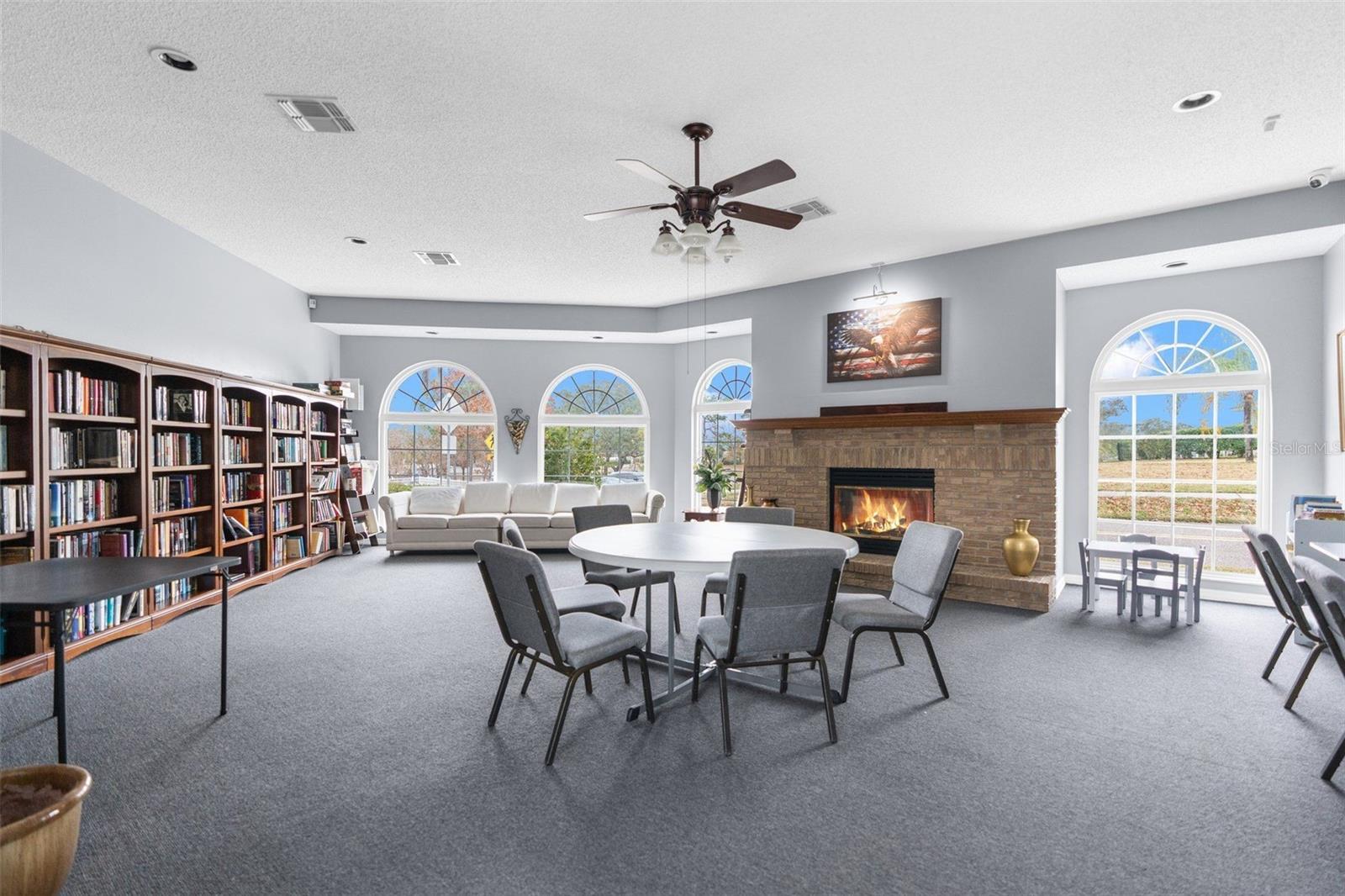 PRISTINE PLACE PH 6 - Residential