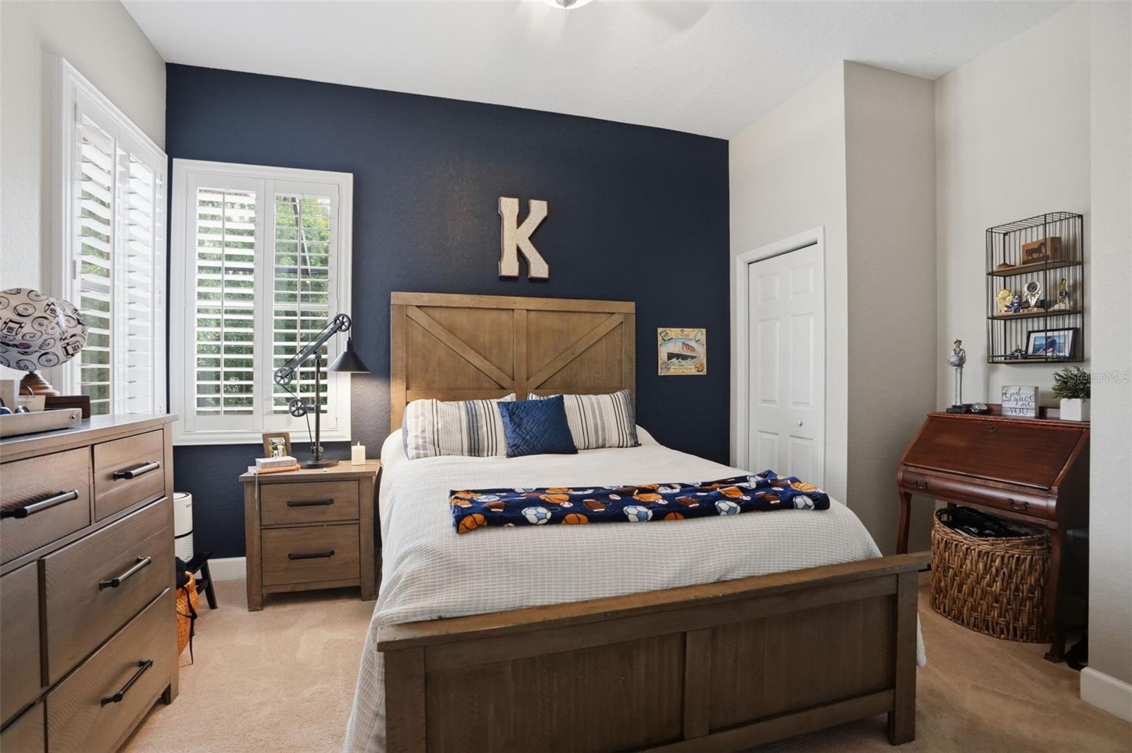 PRISTINE PLACE PH 6 - Residential