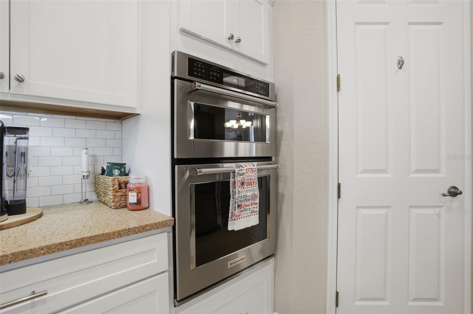 PRISTINE PLACE PH 6 - Residential