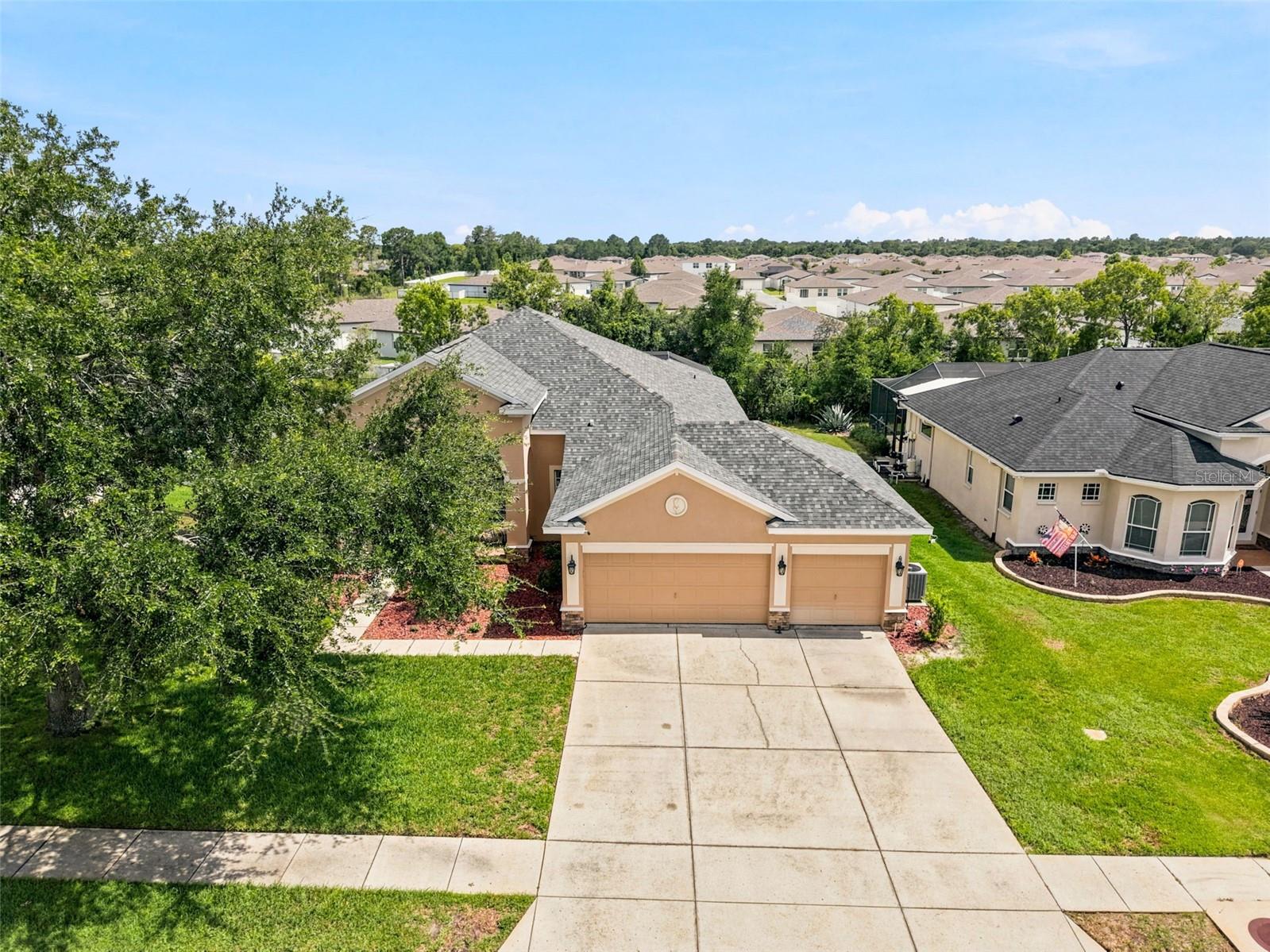 PRISTINE PLACE PH 6 - Residential