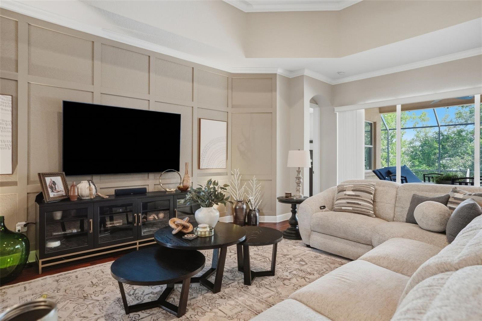 PRISTINE PLACE PH 6 - Residential
