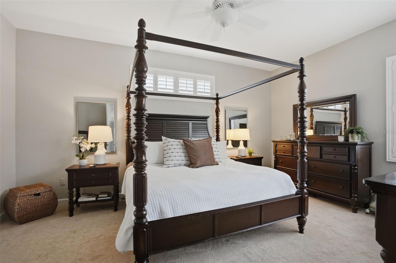 PRISTINE PLACE PH 6 - Residential