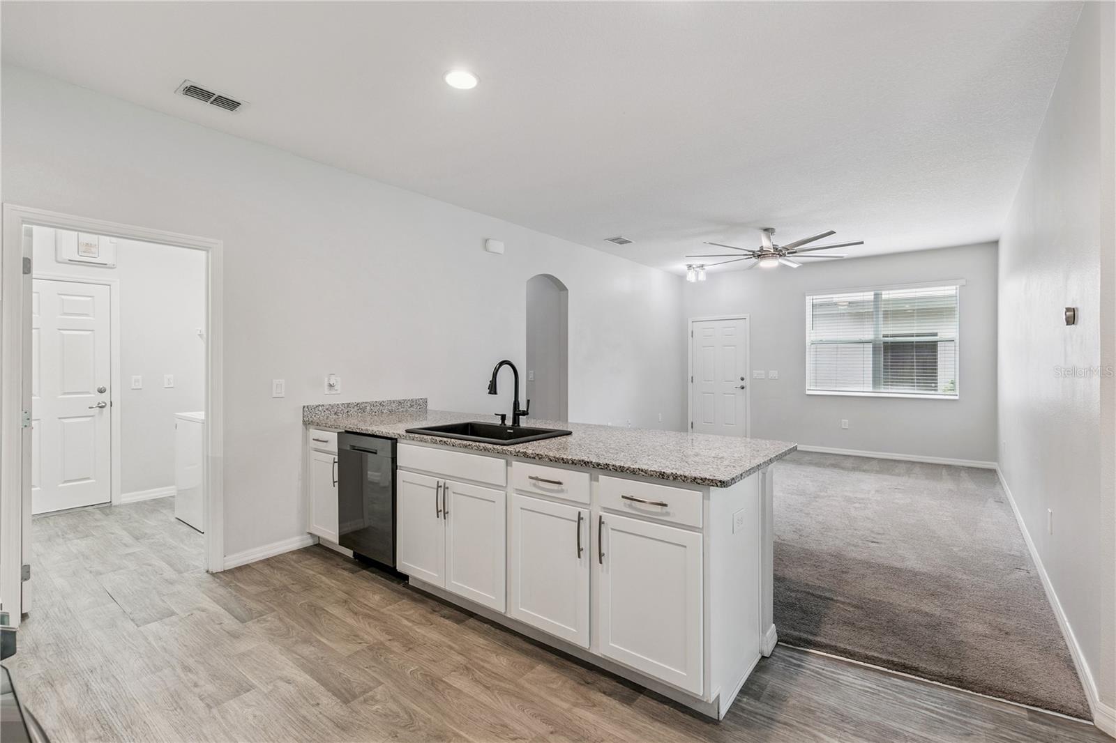 OAKTREE POINTE VILLAS - Residential Lease