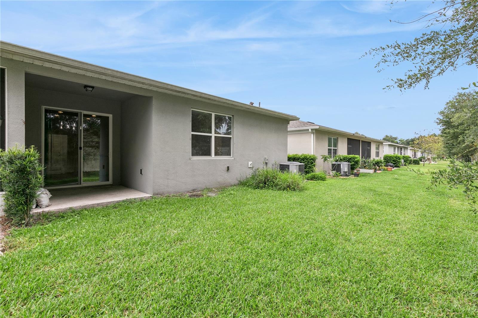 OAKTREE POINTE VILLAS - Residential Lease