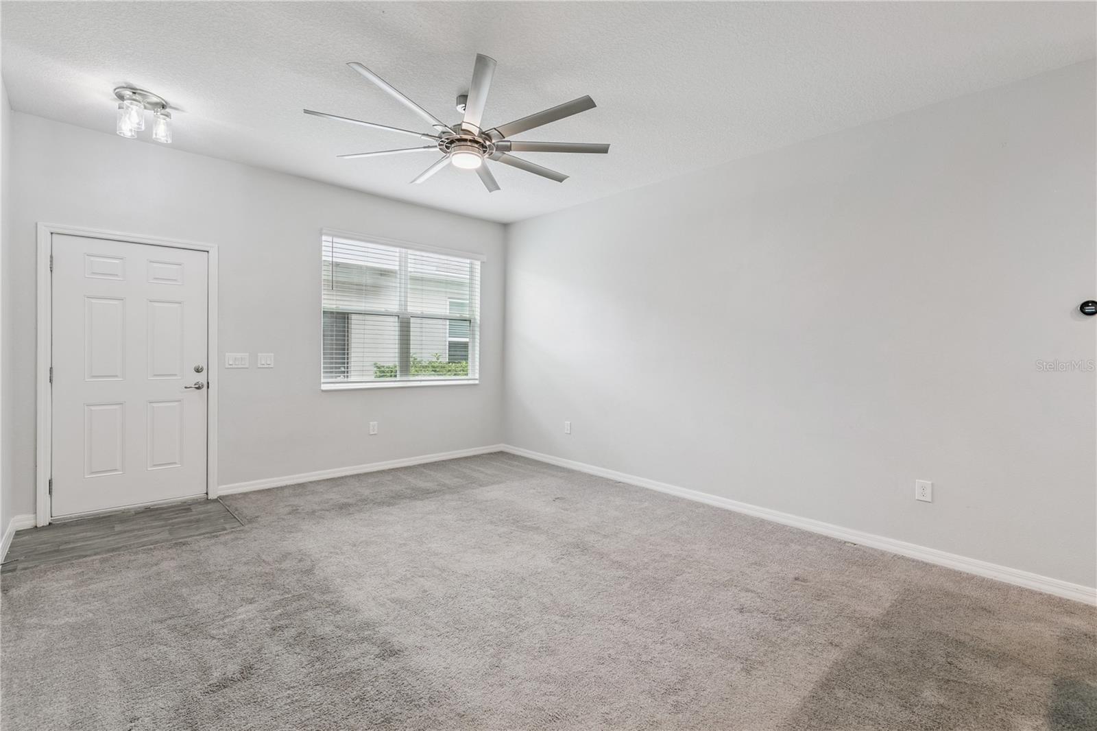 OAKTREE POINTE VILLAS - Residential Lease