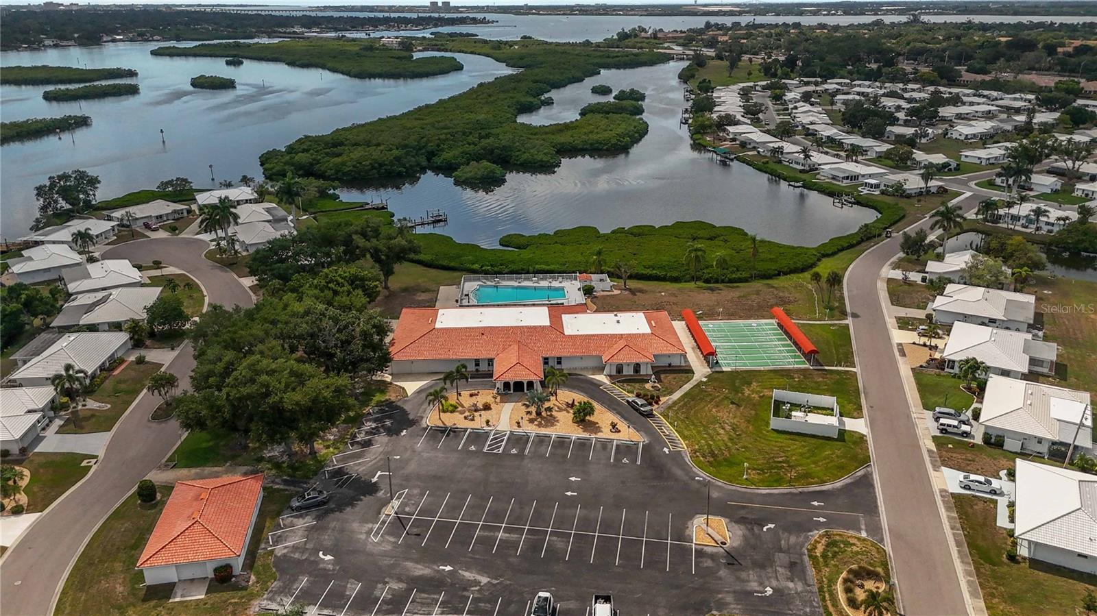 RIVER ISLES - Residential