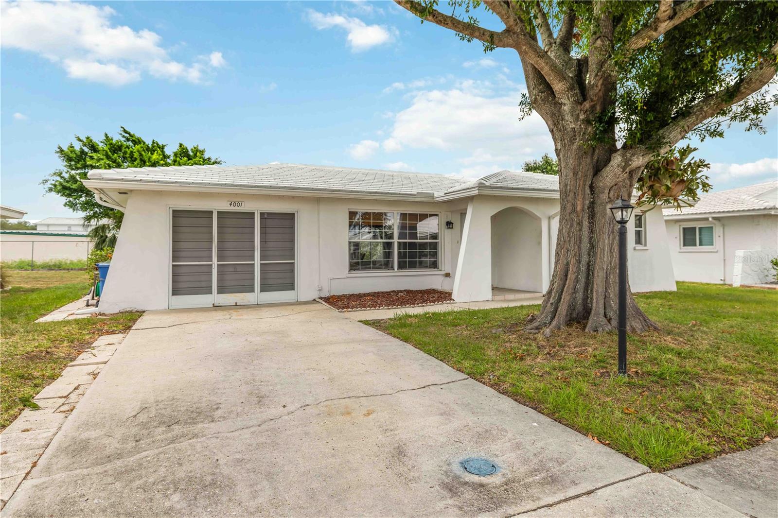 RIVER ISLES - Residential